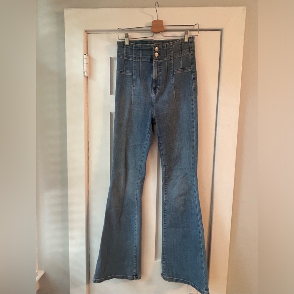 We the Free Jayde Flares size 29